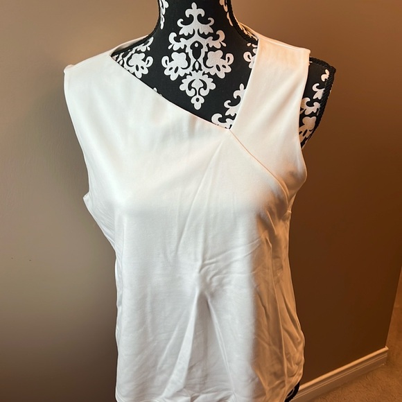 Cabi Duchess Tank (style 6352) - Picture 4 of 13